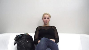 Classy blonde gets naked and rubs body with oil at casting interview