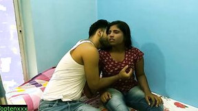 desi 18 sister and cousin brother sexy sex at home!