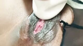 Lick my vagina hole