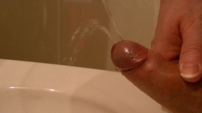 Me pissing and cumming.
