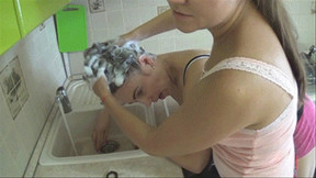 Evelina wash my hair ss