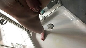 Sexy girl pee in shower