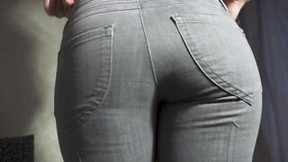Worship My Phat Butt into Tight Denim Jeans 4K