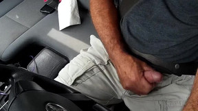Driving and cumming!